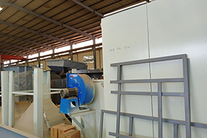 印度尼西亞石膏粉生產(chǎn)線制作完畢，驗(yàn)收合格，收到客戶發(fā)貨通知我們就可以定柜發(fā)貨了。