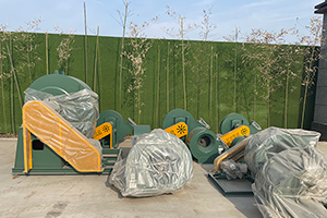 坦桑尼亞石膏粉生產(chǎn)線制作完畢，準(zhǔn)備發(fā)貨。